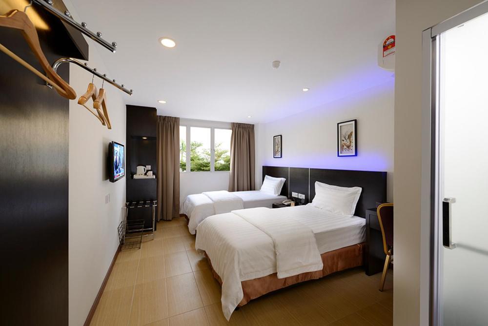 Ernes Hotel Bayu Mutiara Bukit Mertajam Extérieur photo