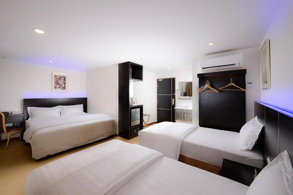 Ernes Hotel Bayu Mutiara Bukit Mertajam Extérieur photo